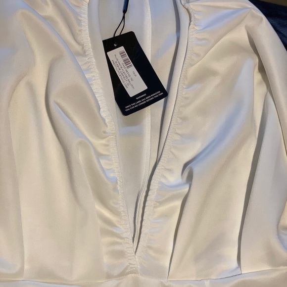 All plus jumpsuit. Pretty Little Thing WITH TAGS. - Picture 3 of 5